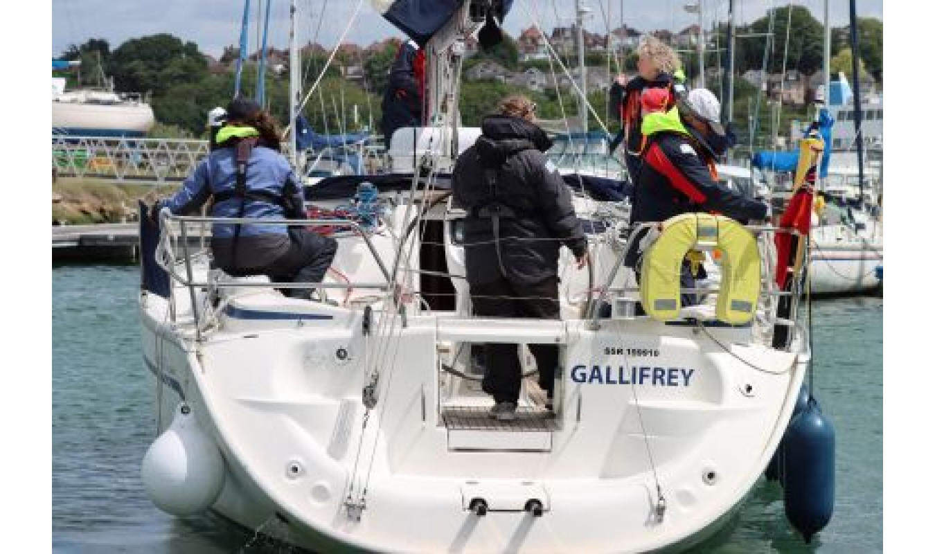 Bavaria 37 - Bareboat Yacht Charter - SBC