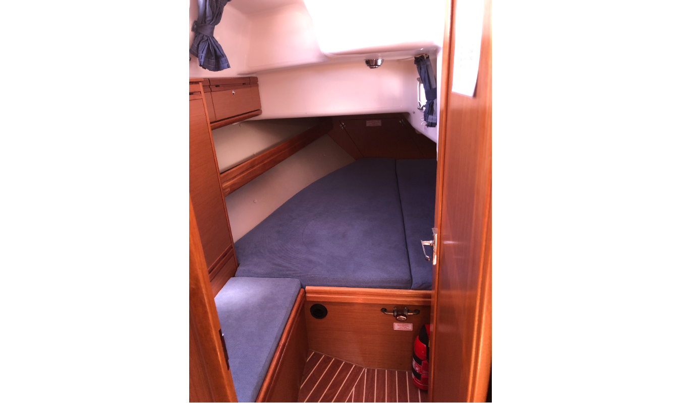 Forepeak - Bavaria 37 - Bareboat Yacht Charter - SBC