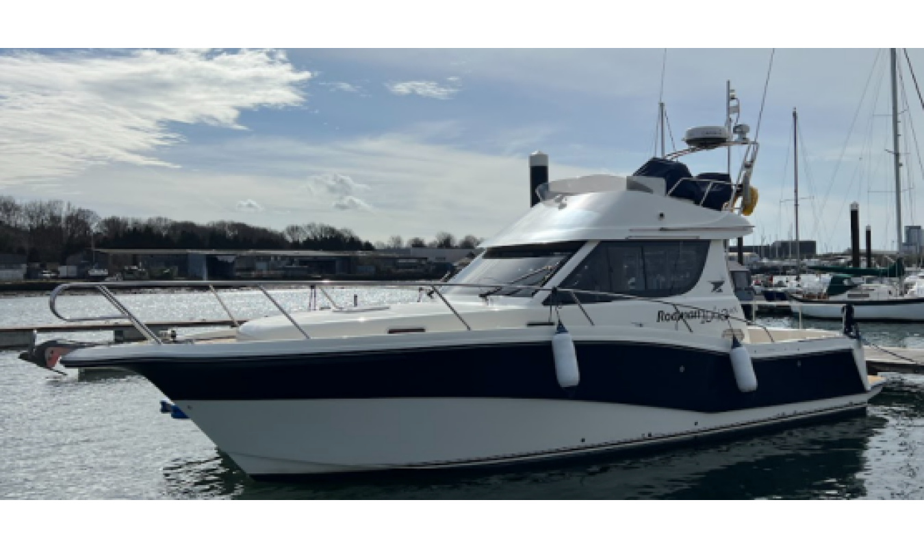 Kingfisher - Motorboat Charter - Solent Boat Charters