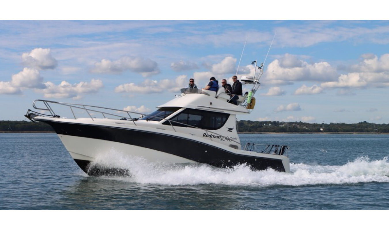 Kingfisher - Motorboat Charter - Solent Boat Charters